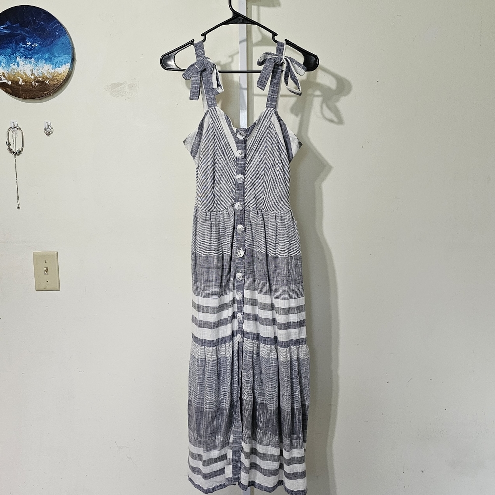 Nostalgia Blue and White Pleated Sundress